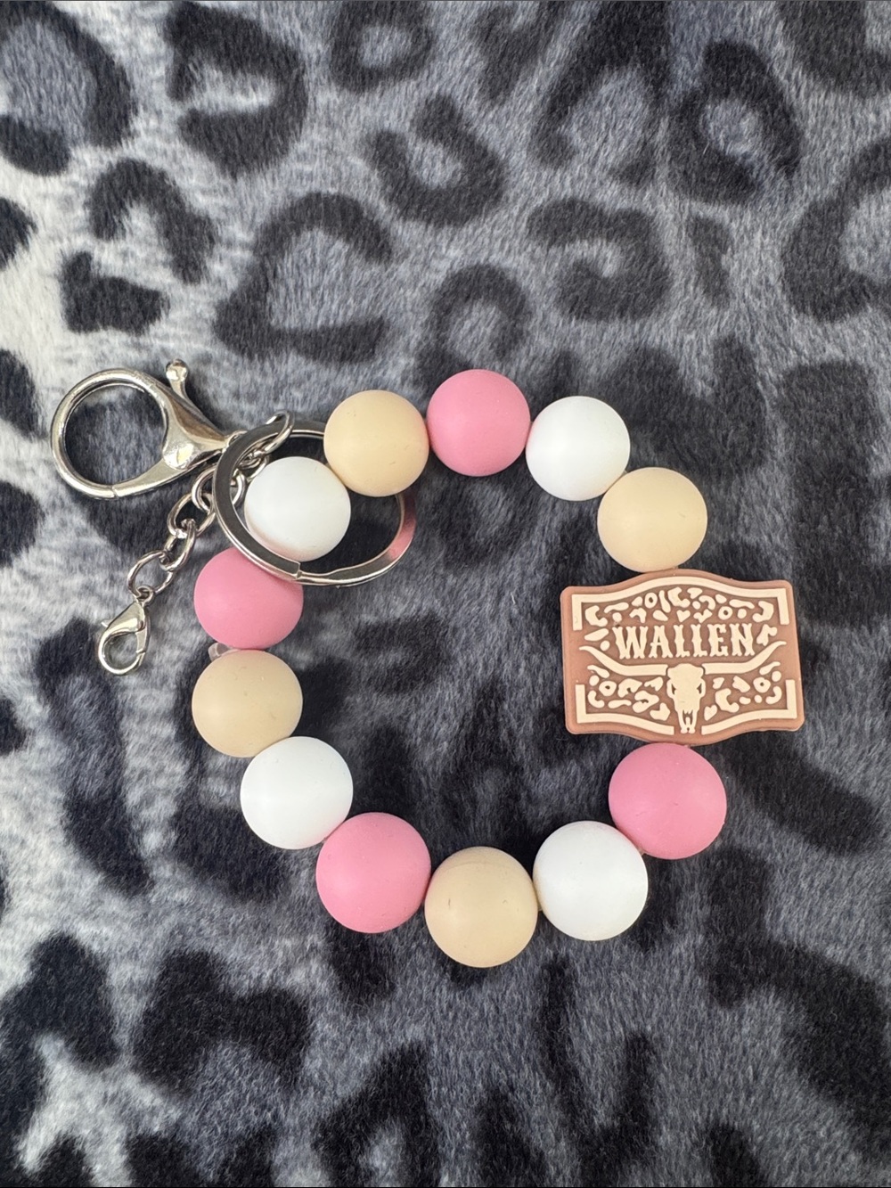 Wallen Pink & White Beaded Keyring Bracelet